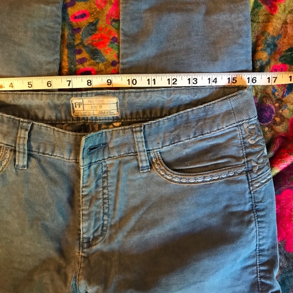 Free People crochets corduroys - Picture 7 of 11